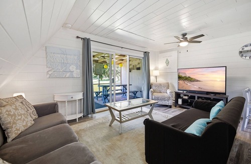 Stevensville Ski Chalet | Juniper Presents: Chalet #95 The Triangle House & Resort Amenities
