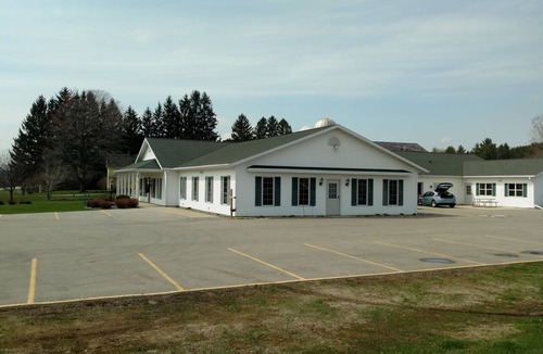 Suamico House | Just Like Home, Private Rooms, Sleeps 16(No Bunk Beds), 13 Miles To Lambeau