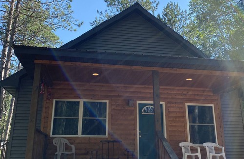 Lake Linden Cottage | Keweenaw Hideaway Cabin on Rice Lake, very near Lake Superior with RV options