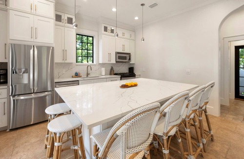 Sunnyside House | L' Abode Ami House of Friends - Carillon Beach Retreat + Beach Service