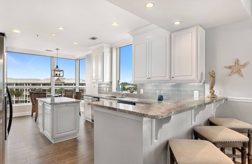 Ono Island Condo | La Playa 301- Gorgeous 3rd Floor unit with Wrap Around Balcony!