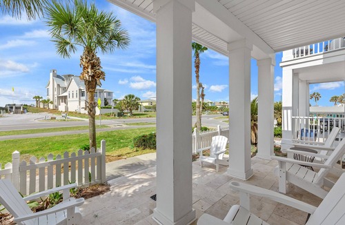 Dune Allen Beach House | Laffy Taffy - Dune Allen Vacation Home on 30A, Community Pool, Near the Beach!