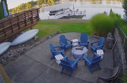 White Lake House | Lakefront home w/walkout basement arcade/bar area! Free Kayaks! Sandbar!