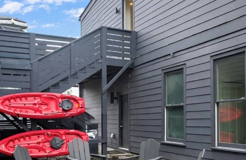 Waleska House | Lake Arrowhead Retreat w/Hot Tub, Fire Pit, Game Room and Lake Access, Near ATL