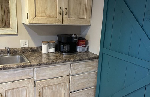 Bear Lake House | Lake Front- Cedar Sauna - Arcade - Kayaks - Sleeps 8- Hopkins Park- Bear Lake