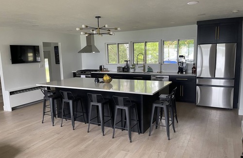 Iron Mountain House | Lake Home perfect for families in a quiet Lake Antoine neighborhood.