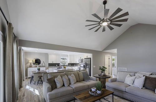 Leesburg House | LAKE HOUSE w/ Hot Tub - Bring your Boat, Jet Ski, Kayak, SUP and Fishing Pole.