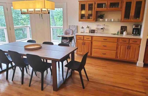 Waleska House | *Lakefront 5BR home*Indoor pool+sauna+game room