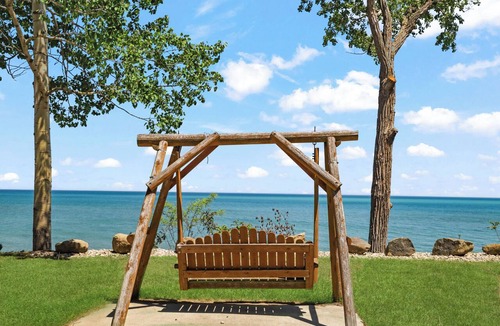 Lexington Cabin | Lakefront cottage #1 with private beach on Lake Huron, AC, shared Hot Tub & Pool