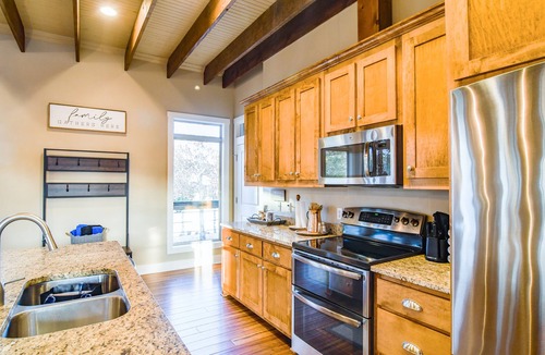 Double Springs House | Lakefront Escape | Fish, Kayak & Relax