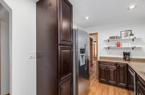 Lake Orion House | Lakefront Home on Lake Manito; Hot Tub & Kayaks; Sleeps 8; Pet-friendly
