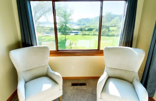 Fremont House | Lakefront Retreat on Big Otter