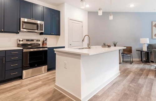 Huntsville Apartment | Landing | Beautiful 1BD, Yoga Studio, Gym