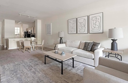 New Pathways Apartment | Landing | Chic 2BD, Gym, Clubhouse