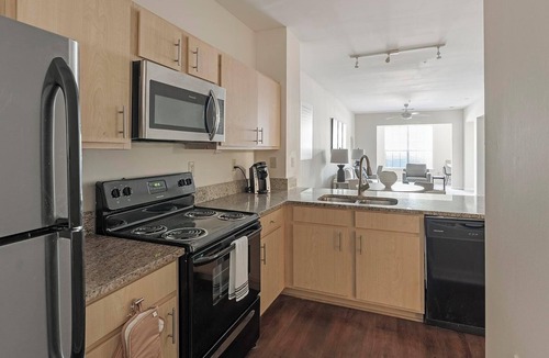 New Pathways Apartment | Landing | Chic 2BD, Gym, Clubhouse