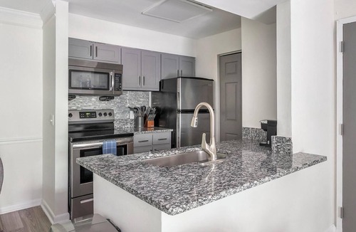 Green Hills Apartment | Landing | Incredible 1BD, Gym, Courtyard
