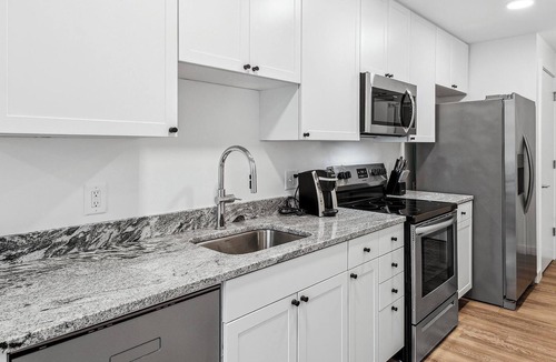 Greektown Historic District Apartment | Landing | Incredible Studio, Clubhouse, Gym