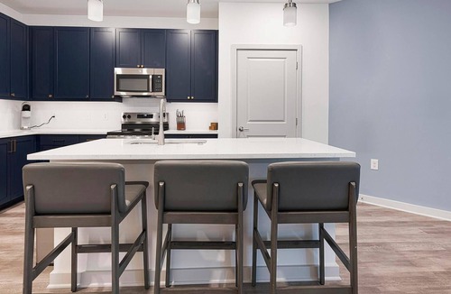 Huntsville Apartment | Landing | Modern 1BD, Gym, Yoga Studio