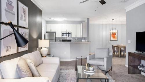 Sand Ridge Apartment | Landing Modern Apartment with Amazing Amenities (ID3722X1)