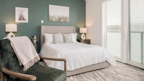 Avondale Apartment | Landing Modern Apartment with Amazing Amenities (ID7245X86)