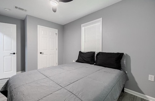 Mobile House | Large 3 bed 2 bath home