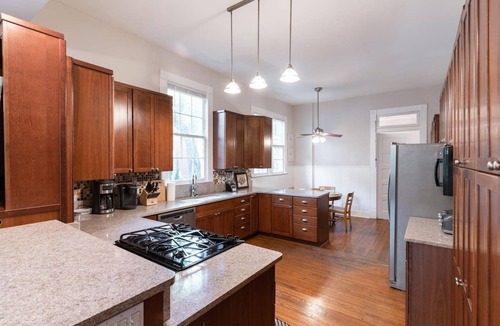 Montgomery House | Large 5BR Home | Steps from the Capitol
