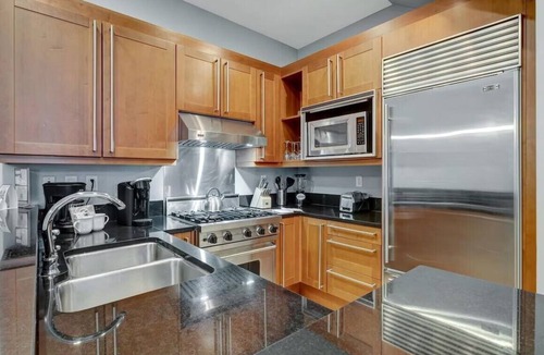 Baytowne Wharf Condo | Lavish Le Jardin Townhome in Baytowne Wharf- Pet Friendly!