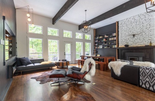 Franklin Cottage | Leipers Retreat: Family Gathering & Artist Retreat
