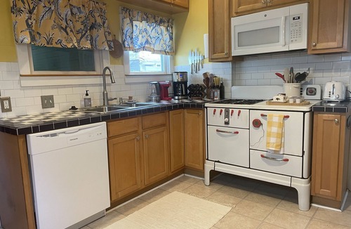 Easttown House | Light-filled, historic stunner in the heart of GR.