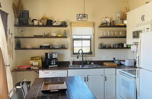 Water Valley House | Little House in The Valley Senior & Military Discount & EMS