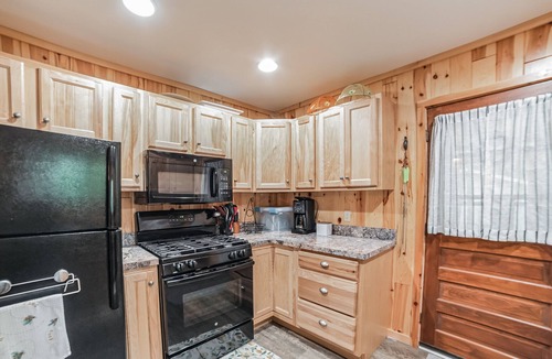 Lewiston Cottage | Loon Landing: Summer Days and Starry Nights at Little Wolf Lake
