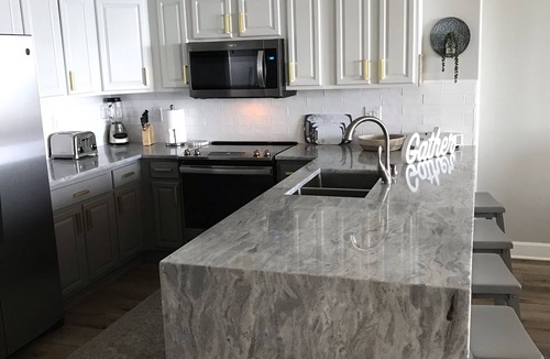 West Panama City Beach Condo | LUXURY 20TH FLOOR BEACHFRONT CONDO/SPACIOUS BALCONY/BCH SERVICE/5 STAR REVIEWS