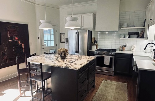 Candler Park House | Luxury Bungalow- Walkable, SAUNA & COLDPLUNGE