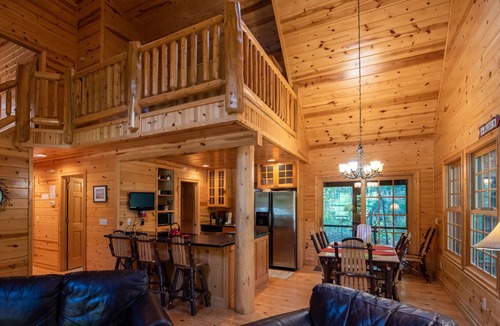 Saugatuck Cottage | Luxury Cedar Cabin on the Lake with Heated Pool & Hot Tub. Close to Ski resort