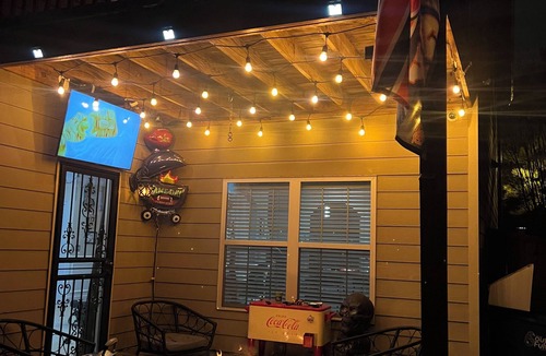 Church Street House | Luxury Group Retreat Near Airport — Sleeps 12+,Great for World Cup Travelers