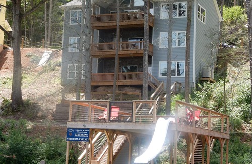 La Follette House | Luxury Lakefront 9 Bedroom 8 bathroom with 2-Story Dock & Arcade Room Sleeps 28