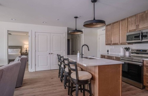 Trussville Apartment | Luxury Penthouse in Entertainment District