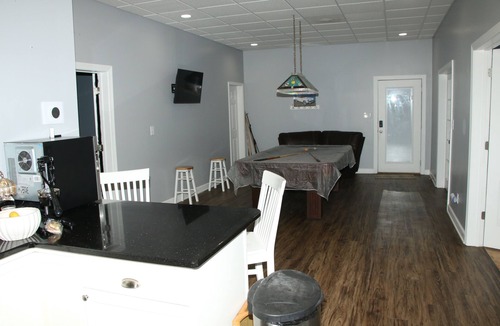 Stockbridge House | Luxury Retreat 20 Minutes from downtown- heated pool