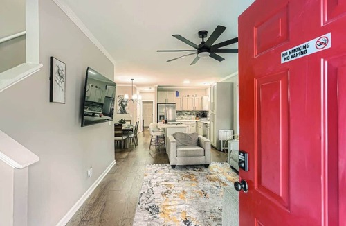 Pittsburgh House | Magnificent Atlanta 4 Bed Retreat