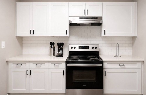 Shannon Villa | Magnolia Haus Hoover | King + Queen Stay E1