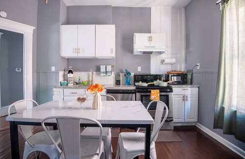 Five Points South Apartment | Magnolia Middle Suite| Queen Beds/Couples/Downtown