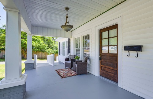 Pine Mountain Cottage | Main Street Home: 1 Mi to Callaway Gardens