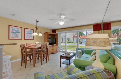 Miramar Beach Condo | Maravilla Condo 4107 - TWO FREE BEACH CHAIRS/UMBRELLA DURING YOUR STAY! HURRAY!