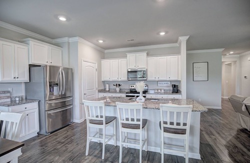 Athens House | Marvelous 4-bedroom house, 5 miles from the square in vibrant Athens