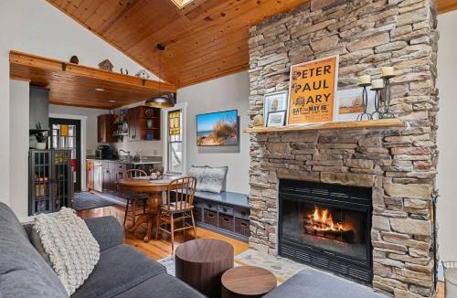 Michigan City House | Meadow Pines by Juniper Holiday + Home