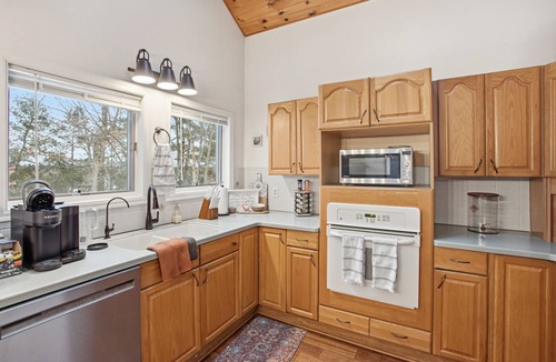 Mason County House | MelDale Riverhouse: Summer Escape on the River| Hot Tub + Firepit Fun