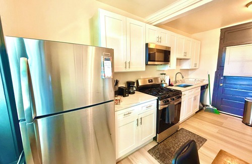 Gage Park Apartment | Midway Hideaway - Spacious Chicago Apartment Near Midway Airport