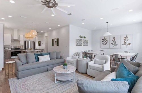 Miramar Beach House | Miramar Beach Retreat, Pool, Hot Tub & Game Rooms