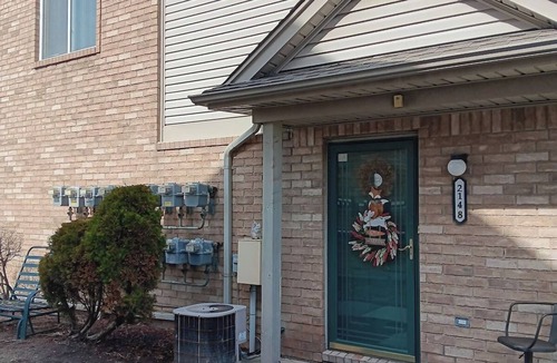 Warren Condo | Modern 2-Bedroom Condo in Warren