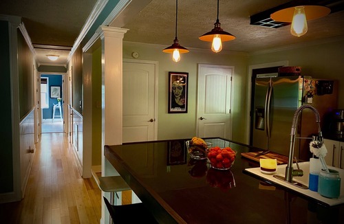 Senoia House | Modern and very private three bedroom. Close to Studios, Atlanta & airport.